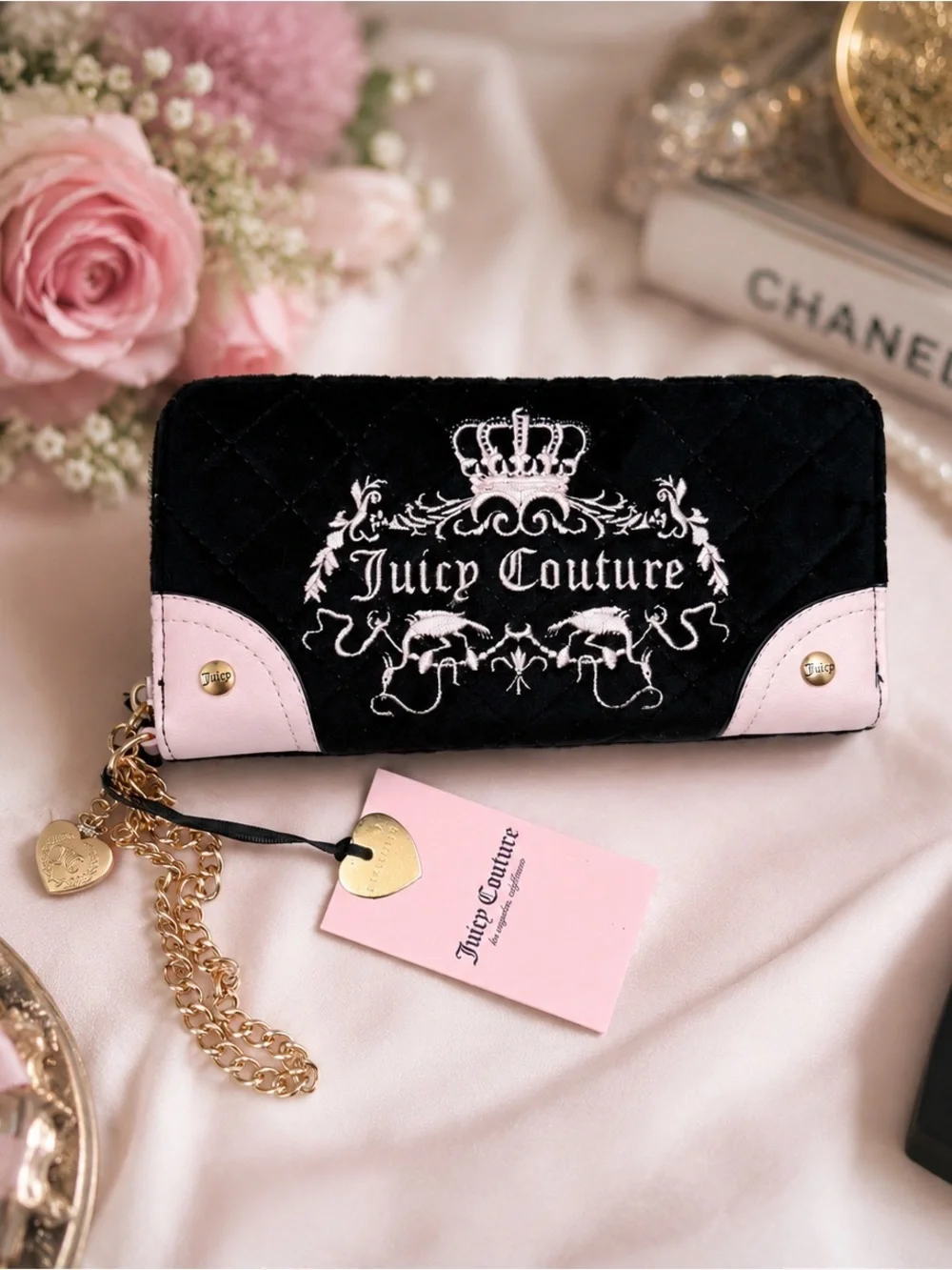 NWT Juicy Couture Black Velour Quilted Zip Wallet Y2K